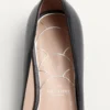 Mary-Jane Preshoes Ballerina aus Zickleinleder mit Schmuckknopf 20 mm Mary-Jane Preshoes Ballerina aus Zickleinleder mit Schmuckknopf 20 mm