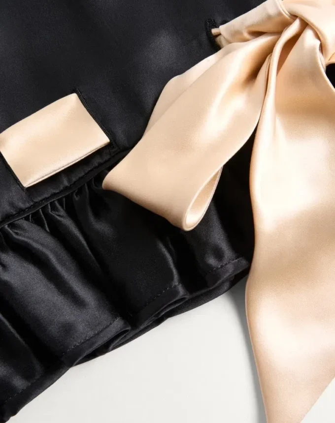 Midi-Rock aus doppeltem Satin Midi-Rock aus doppeltem Satin