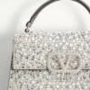 Mini-Vsling-Handtasche mit funkelnder Stickerei Mini-Vsling-Handtasche mit funkelnder Stickerei