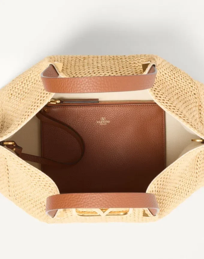 Mittlere Sommertasche aus Stroh Mittlere Sommertasche aus Stroh