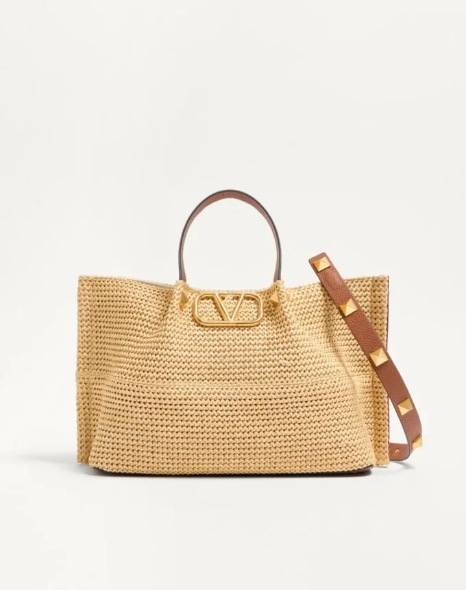 Mittlere Sommertasche aus Stroh Mittlere Sommertasche aus Stroh
