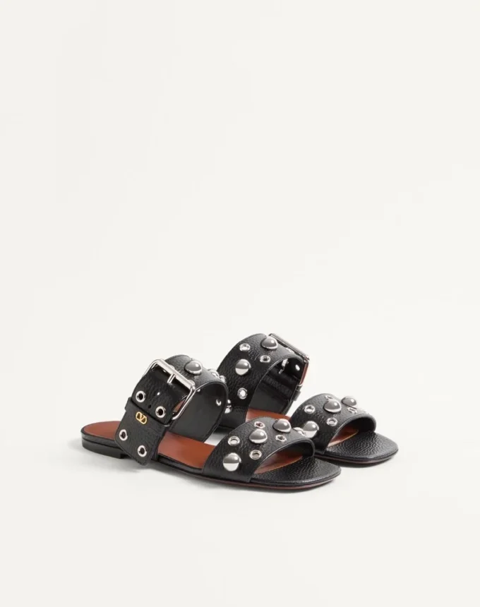 Nellcôte Slide Sandal aus genarbtem Kalbsleder Nellcôte Slide Sandal aus genarbtem Kalbsleder