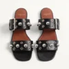 Nellcôte Slide Sandal aus genarbtem Kalbsleder Nellcôte Slide Sandal aus genarbtem Kalbsleder