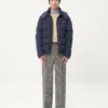 Nylon-Daunenjacke mit Kapuze und VLogo-Patch Nylon-Daunenjacke mit Kapuze und VLogo-Patch