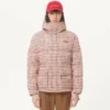 Nylon-Daunenjacke mit Kapuze und VLogo-Patch Nylon-Daunenjacke mit Kapuze und VLogo-Patch