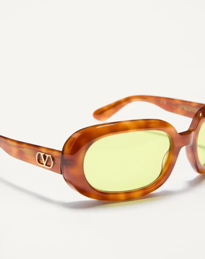 Ovale Wrap-Around-Brille aus Acetat Ovale Wrap-Around-Brille aus Acetat