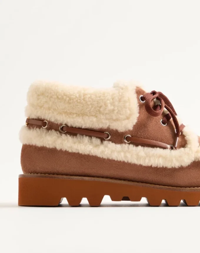 Palm Avenue Stiefeletten aus Crust-Leder und Wolle