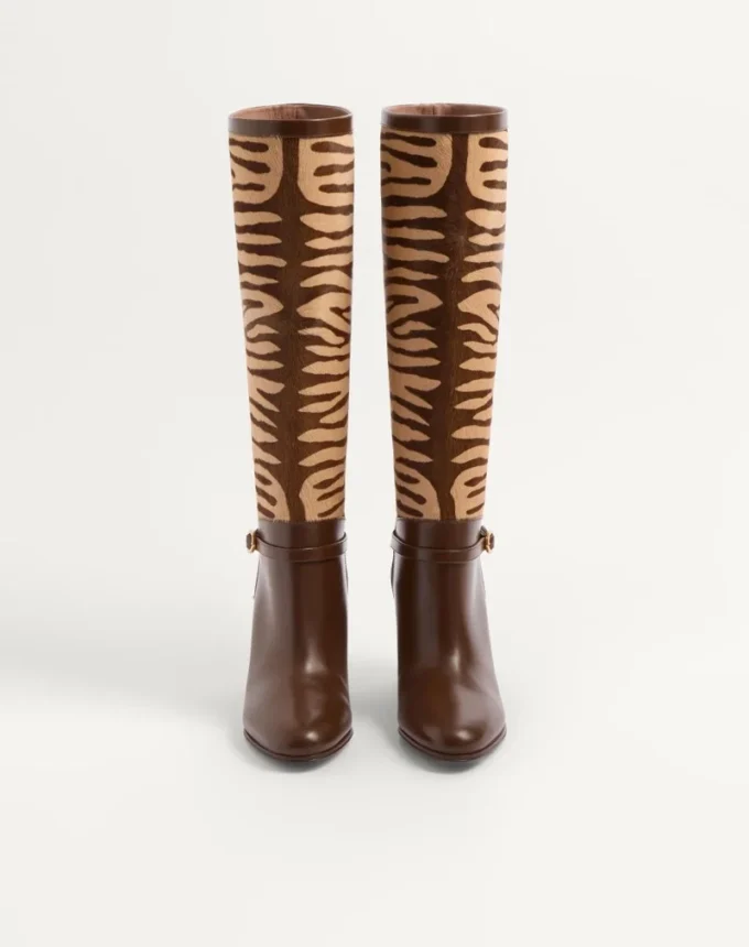 Pattie-Stiefel aus Kalbsleder mit Pony-Effekt 75 mm Pattie-Stiefel aus Kalbsleder mit Pony-Effekt 75 mm