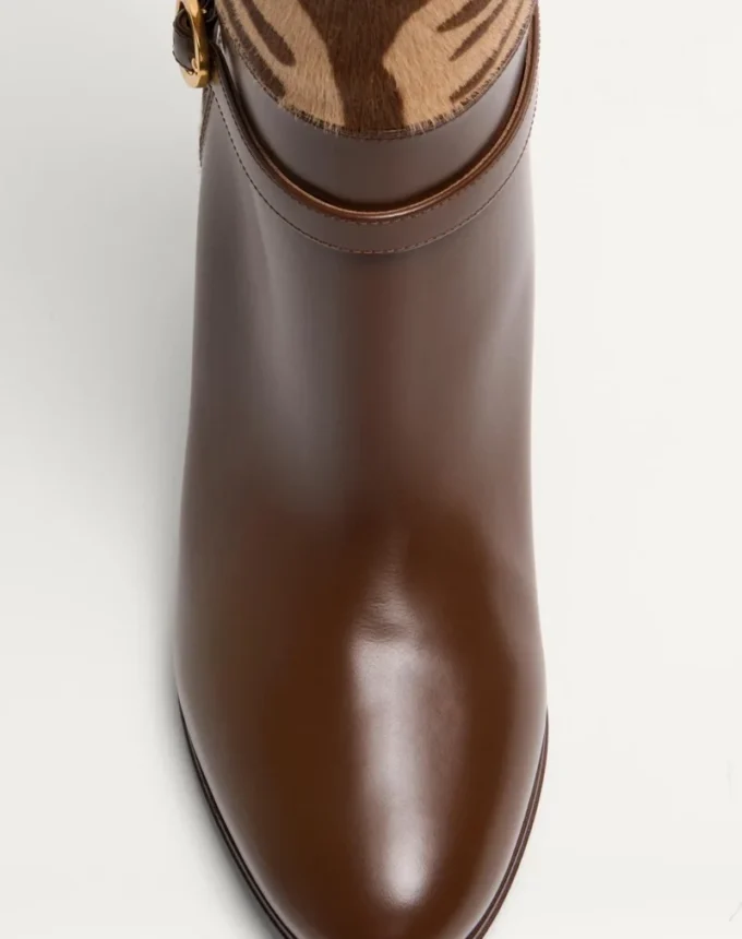 Pattie-Stiefel aus Kalbsleder mit Pony-Effekt 75 mm Pattie-Stiefel aus Kalbsleder mit Pony-Effekt 75 mm