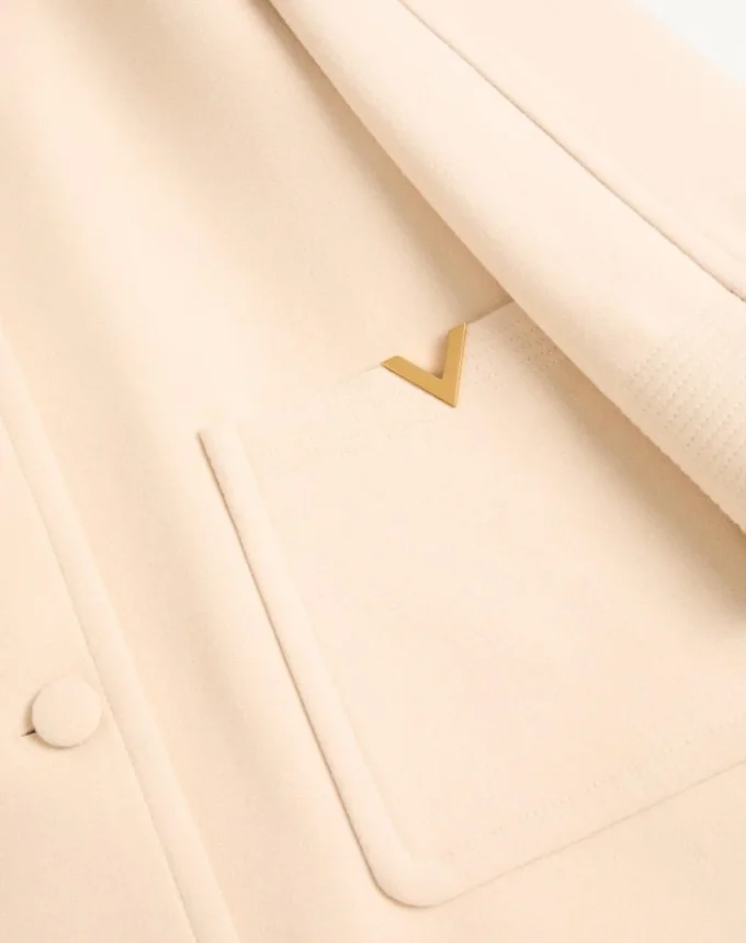 Peacoat aus drapierter Wolle Peacoat aus drapierter Wolle