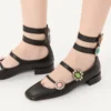 Preshoes Ballerinas mit Riemchen aus Ziegenleder mit Schmuckknöpfen 20 mm Preshoes Ballerinas mit Riemchen aus Ziegenleder mit Schmuckknöpfen 20 mm