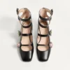 Preshoes Ballerinas mit Riemchen aus Ziegenleder mit Schmuckknöpfen 20 mm Preshoes Ballerinas mit Riemchen aus Ziegenleder mit Schmuckknöpfen 20 mm