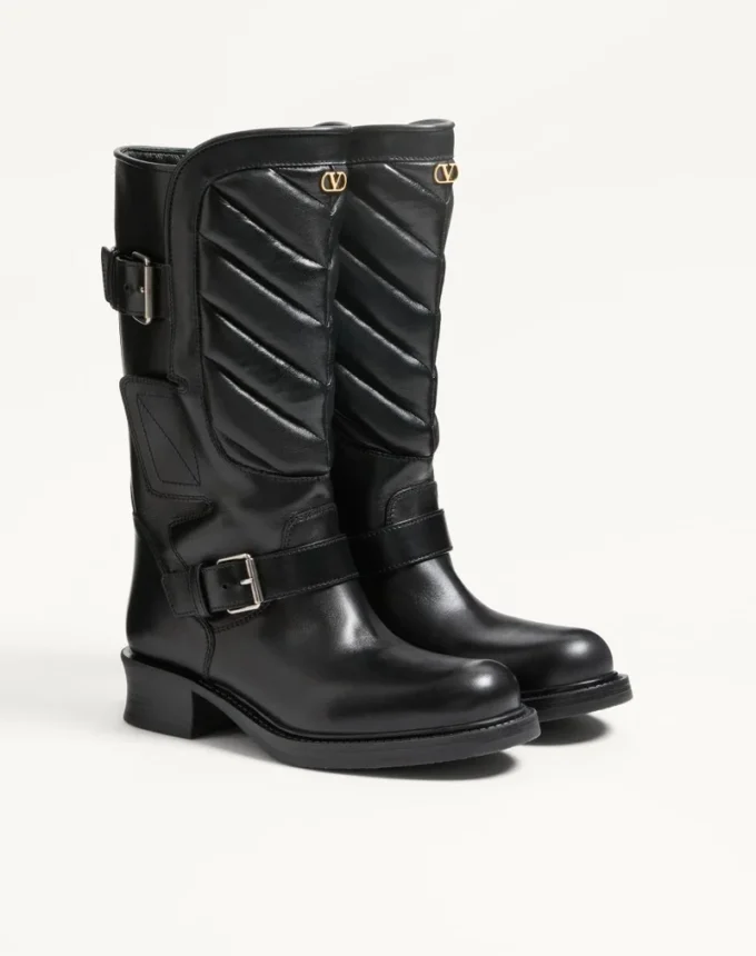 Rayons Bikerstiefel aus Kalbsleder und Nappaleder mit Chevron-Muster 40 mm Rayons Bikerstiefel aus Kalbsleder und Nappaleder mit Chevron-Muster 40 mm