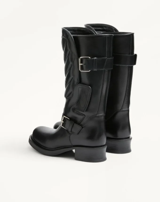 Rayons Bikerstiefel aus Kalbsleder und Nappaleder mit Chevron-Muster 40 mm Rayons Bikerstiefel aus Kalbsleder und Nappaleder mit Chevron-Muster 40 mm