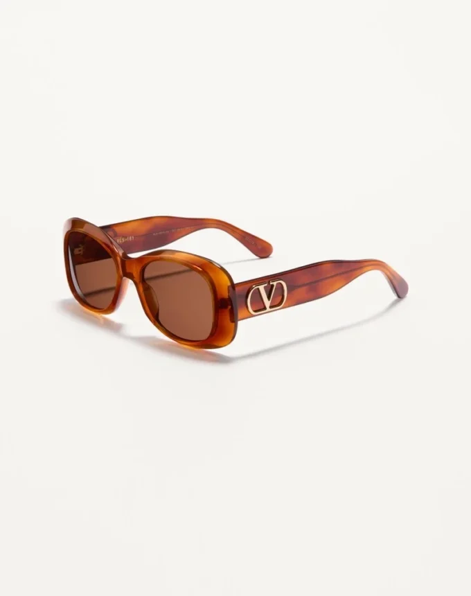 Rechteckige Acetatbrille im Stil der 70er Jahre Rechteckige Acetatbrille im Stil der 70er Jahre