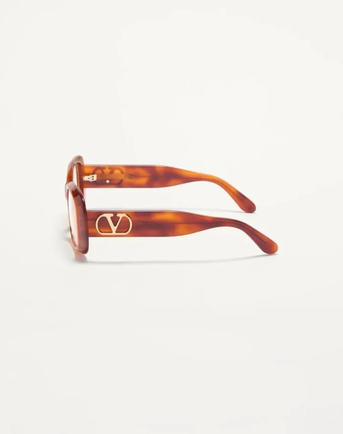 Rechteckige Acetatbrille im Stil der 70er Jahre Rechteckige Acetatbrille im Stil der 70er Jahre