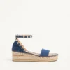 Rockstud Double Flatform Sandal aus Denim 55 mm Rockstud Double Flatform Sandal aus Denim 55 mm