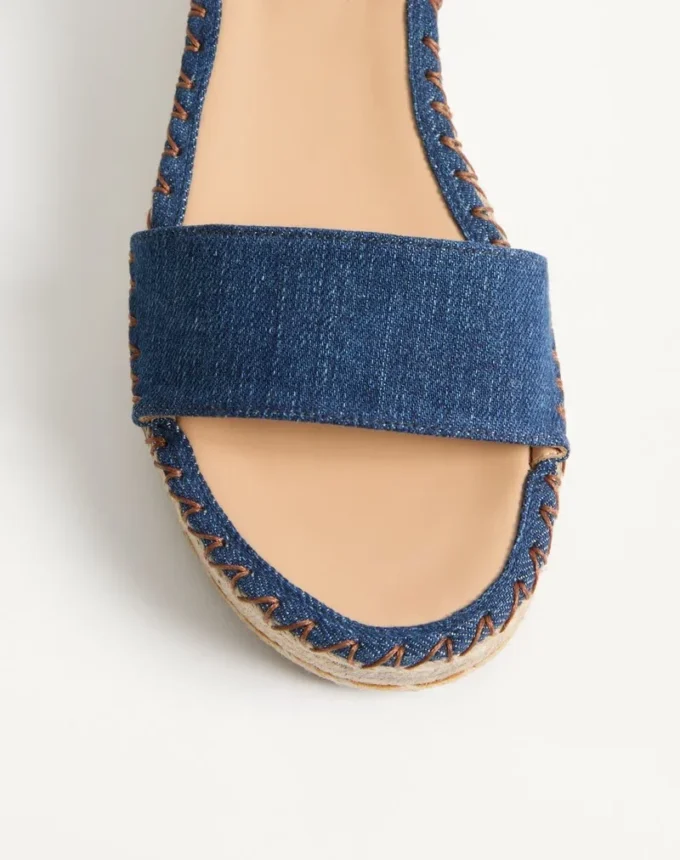 Rockstud Double Flatform Sandal aus Denim 55 mm Rockstud Double Flatform Sandal aus Denim 55 mm