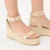 Rockstud Flatform-Sandalen aus laminiertem Nappaleder 45 mm Rockstud Flatform-Sandalen aus laminiertem Nappaleder 45 mm