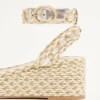 Rockstud Flatform-Sandalen aus laminiertem Nappaleder 45 mm Rockstud Flatform-Sandalen aus laminiertem Nappaleder 45 mm