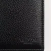 Rockstud-Geldbörse aus genarbtem Kalbsleder Rockstud-Geldbörse aus genarbtem Kalbsleder