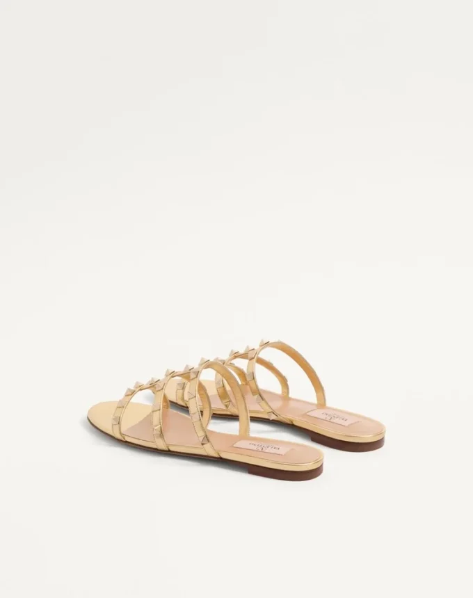 Rockstud Laminierte Nappa-Sandale