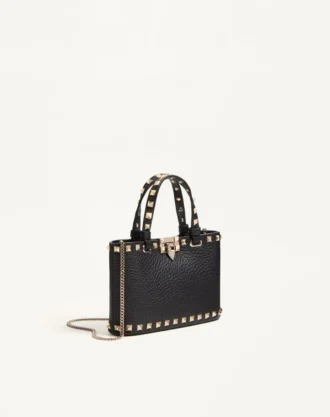 Rockstud Mini-Einkaufstasche aus genarbtem Kalbsleder