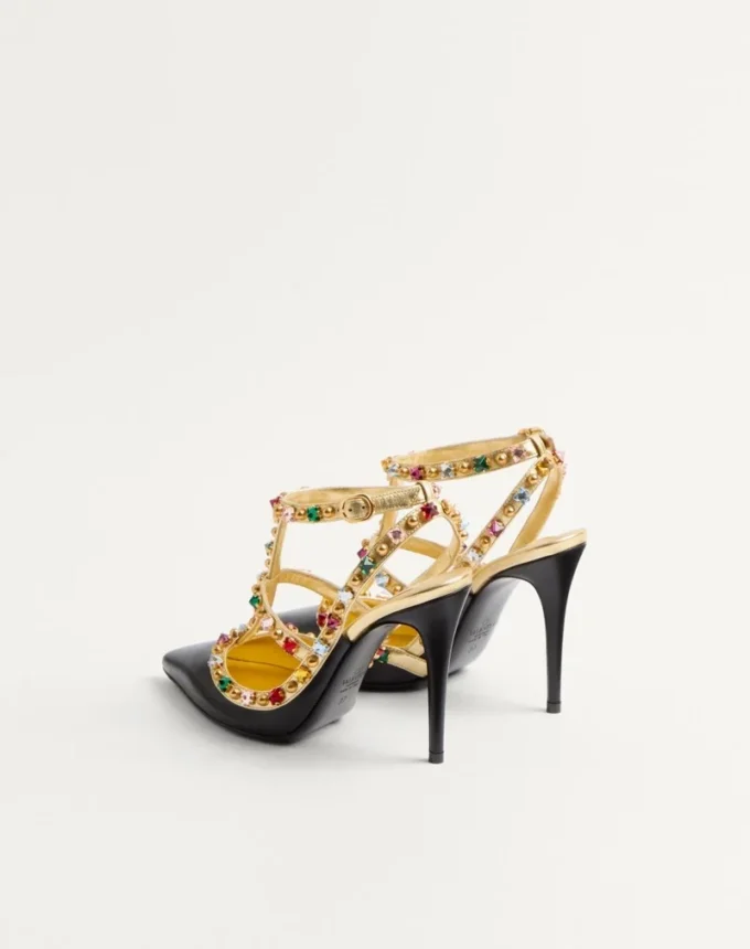 Rockstud Pumps aus Kalbsleder mit Cabochon und 100-mm-Kristallen Rockstud Pumps aus Kalbsleder mit Cabochon und 100-mm-Kristallen