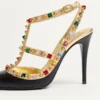 Rockstud Pumps aus Kalbsleder mit Cabochon und 100-mm-Kristallen Rockstud Pumps aus Kalbsleder mit Cabochon und 100-mm-Kristallen