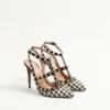 Rockstud Pumps aus Pied-De-Poule-Stoff 100 mm