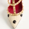 Rockstud Pumps mit Plus de Pois-Stickerei 100 mm Rockstud Pumps mit Plus de Pois-Stickerei 100 mm