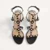 Rockstud-Sandalen aus Kalbsleder mit Fesselriemchen und 60-mm-Absatz