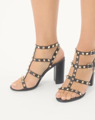 Rockstud-Sandalen mit Fesselriemchen 90 mm Rockstud-Sandalen mit Fesselriemchen 90 mm