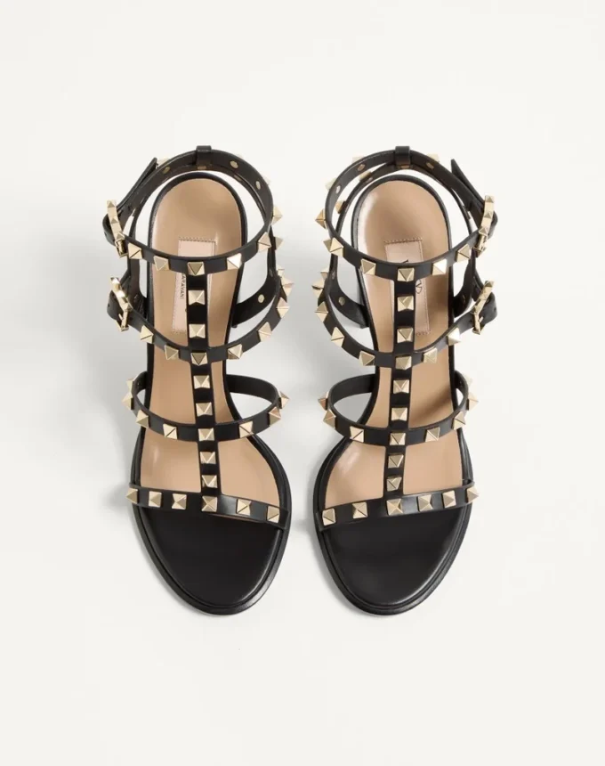 Rockstud-Sandalen mit Fesselriemchen 90 mm