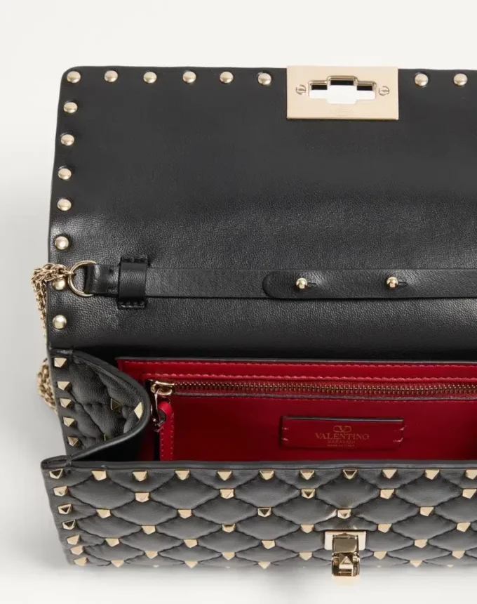 Rockstud Spike Nappa Leder Crossbody Clutch Bag Rockstud Spike Nappa Leder Crossbody Clutch Bag