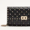 Rockstud Spike Nappa Leder Crossbody Clutch Bag Rockstud Spike Nappa Leder Crossbody Clutch Bag