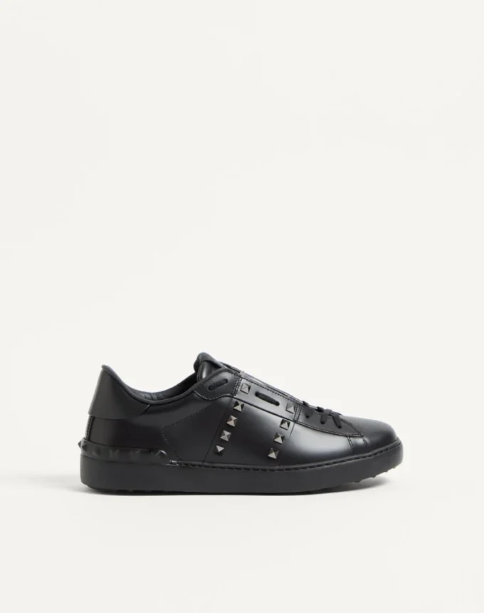 Rockstud Untitled Sneaker aus Kalbsleder Rockstud Untitled Sneaker aus Kalbsleder