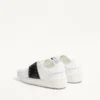 Rockstud Untitled Sneaker aus Kalbsleder mit farblich abgestimmten Nieten Rockstud Untitled Sneaker aus Kalbsleder mit farblich abgestimmten Nieten