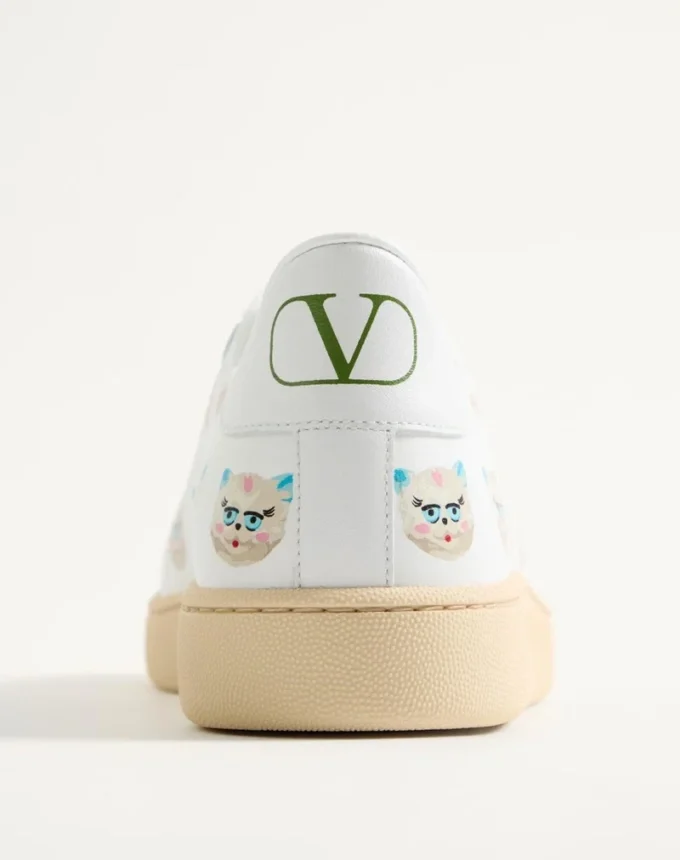 Royco Sneaker aus Nappakalbsleder mit Le Chat De La Maison-Motiv Royco Sneaker aus Nappakalbsleder mit Le Chat De La Maison-Motiv