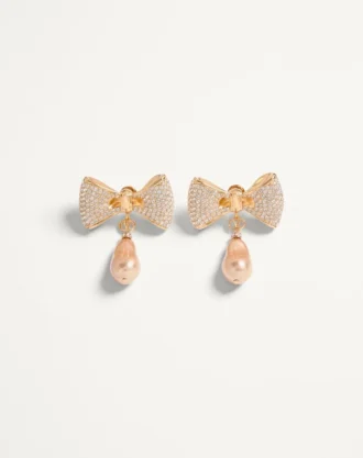 San Fin Metall-Ohrringe mit Swarovski®-Kristallen und Perlen San Fin Metall-Ohrringe mit Swarovski®-Kristallen und Perlen