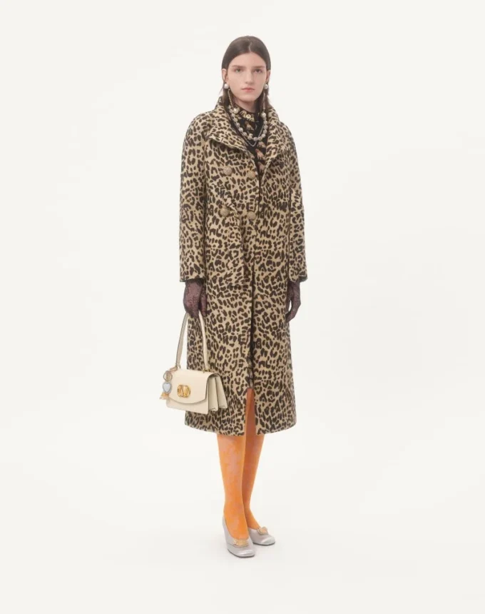 Stoffmantel mit Animalier-Print Stoffmantel mit Animalier-Print