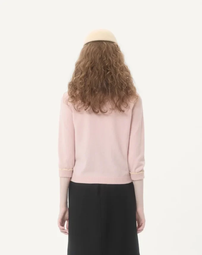 Strickjacke mit Lammfellkragen Strickjacke mit Lammfellkragen