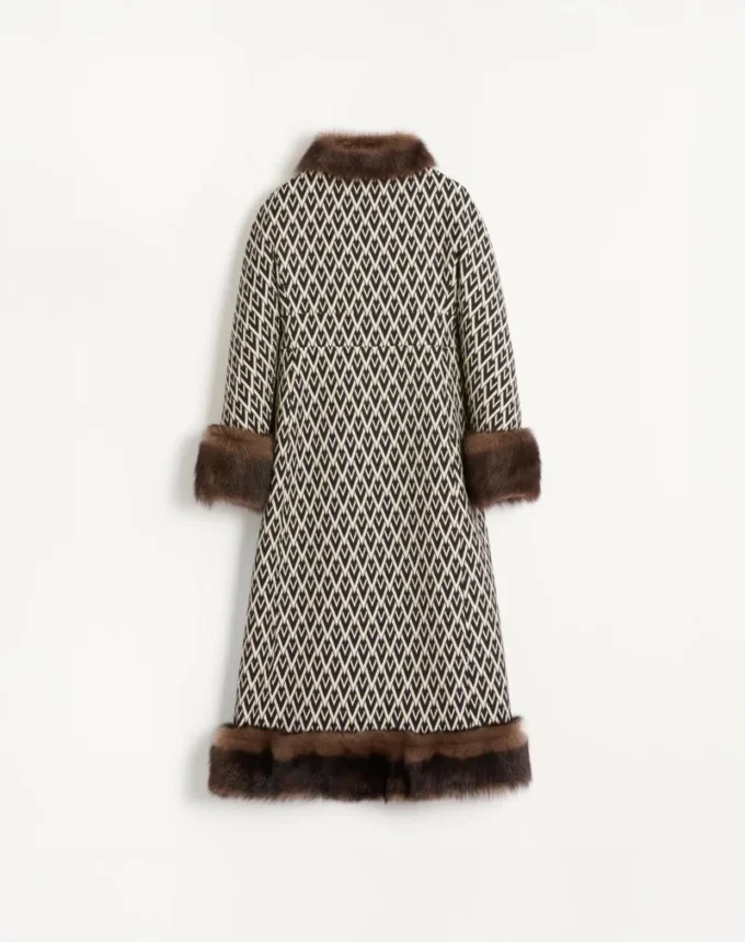Toute La V Jacquard-Mantel Toute La V Jacquard-Mantel