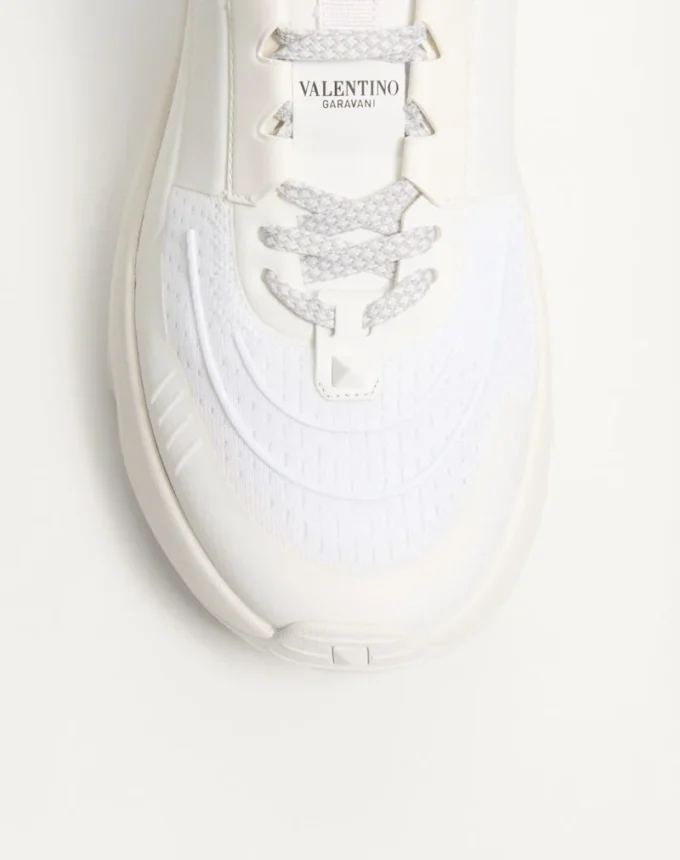 True Act Low Top Sneaker aus Mesh und gummiertem Stoff