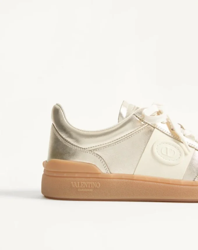 Upvillage Trainer aus laminiertem Kalbsleder mit Band aus Nappa-Kalbsleder
