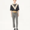 Valentino Baumwoll-Polo mit eingearbeitetem V und gesticktem Panther-Aufnäher Valentino Baumwoll-Polo mit eingearbeitetem V und gesticktem Panther-Aufnäher