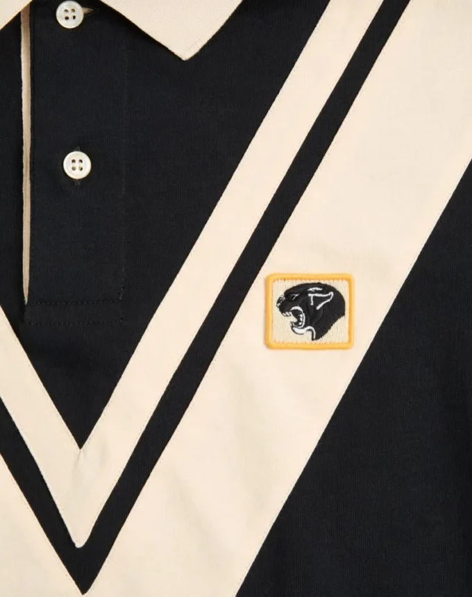 Valentino Baumwoll-Polo mit eingearbeitetem V und gesticktem Panther-Aufnäher Valentino Baumwoll-Polo mit eingearbeitetem V und gesticktem Panther-Aufnäher