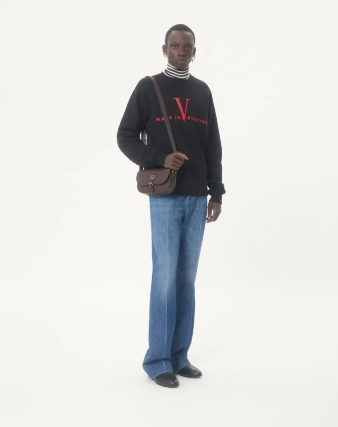 Valentino Baumwoll-Sweatshirt mit Rundhalsausschnitt und „Made In Valentino”-Print Valentino Baumwoll-Sweatshirt mit Rundhalsausschnitt und „Made In Valentino”-Print