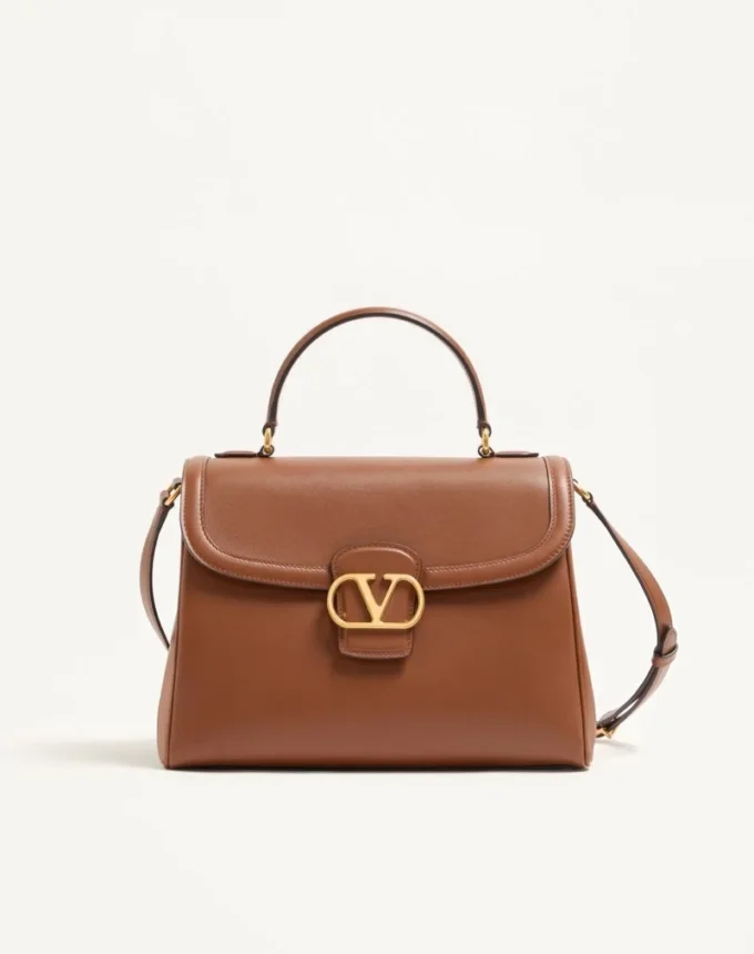 Valentino Garavani 9To5 Handtasche aus glattem Kalbsleder Valentino Garavani 9To5 Handtasche aus glattem Kalbsleder