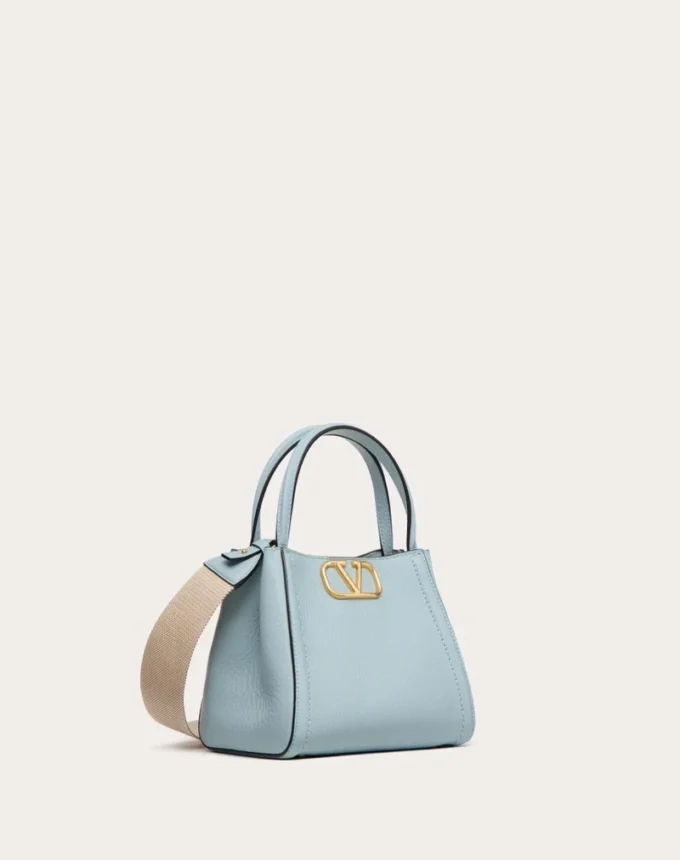 Valentino Garavani Alltime Kleine Handtasche aus genarbtem Kalbsleder Valentino Garavani Alltime Kleine Handtasche aus genarbtem Kalbsleder